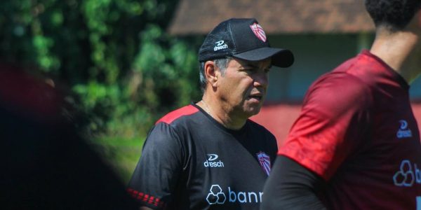 Treinador acertado com o Pelotas evita confirmar acordo enquanto São Luiz segue na Série D