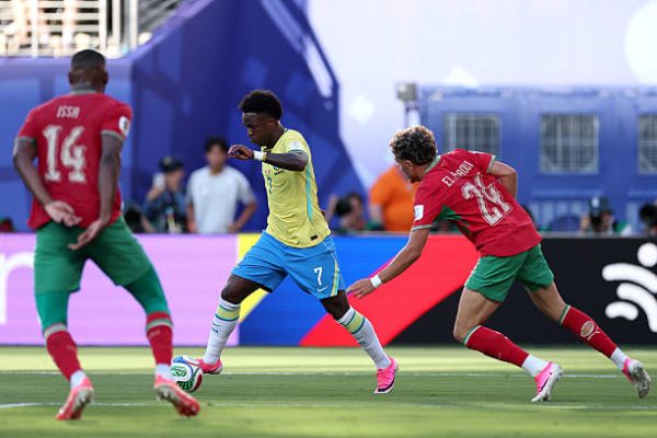 Brasil empata com Marrocos em estreia na Copa