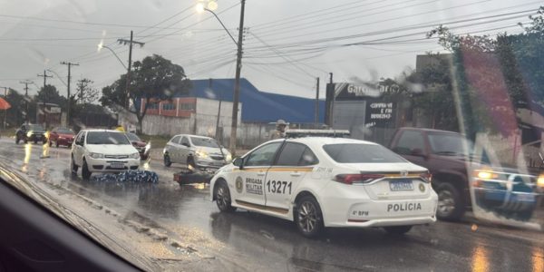 Motociclista morre após acidente na avenida 25 de Julho