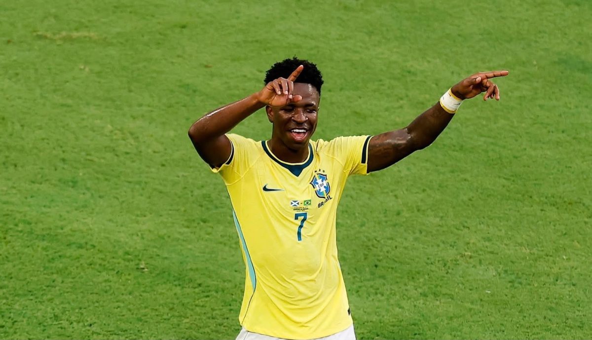 Brasil vence a Escócia por 3 a 0 e avança em primeiro no grupo C