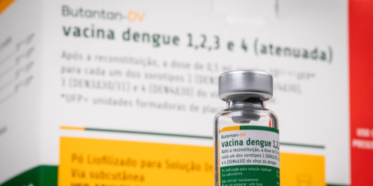Infectologista reforça segurança para vacinação