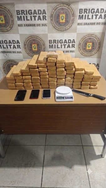 Quase 45 quilos de drogas são apreendidas no bairro Simões Lopes em Pelotas