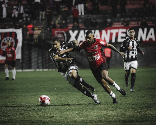 Brasil inicia decisão contra o Gramadense