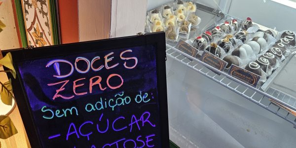 Sabores para todos: Fenadoce mostra que é possível aproveitar a feira com equilíbrio