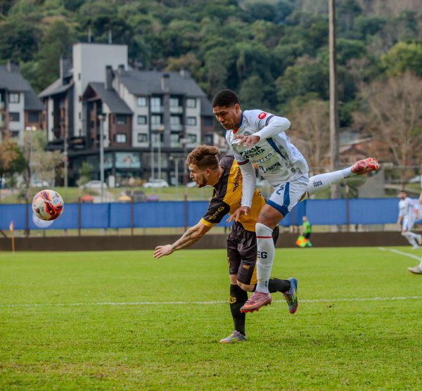Gramadense vence nos pênaltis e será o adversário do Brasil na final da Copa FGF