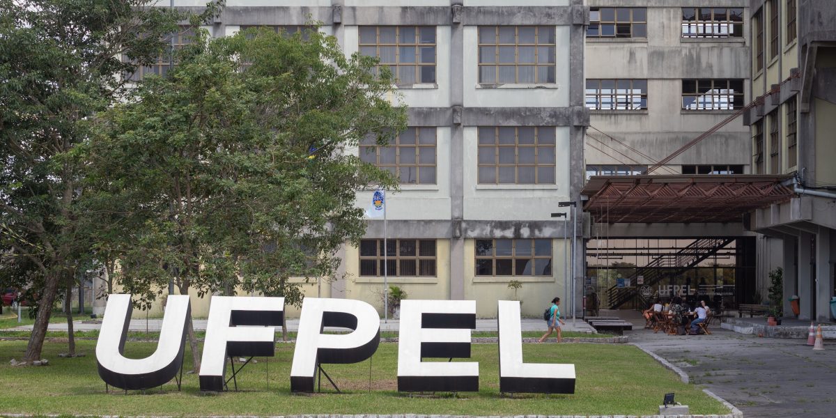 UFPel e Azonasul firmam parceria para cooperação com os municípios
