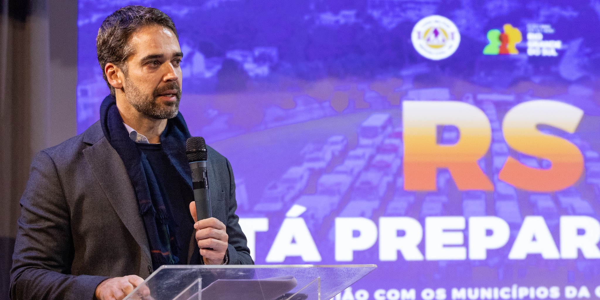 “Não podemos admitir vidas perdidas”, diz Eduardo Leite