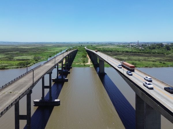 Ponte nova sobre o São Gonçalo foi liberada aos veículos em julho