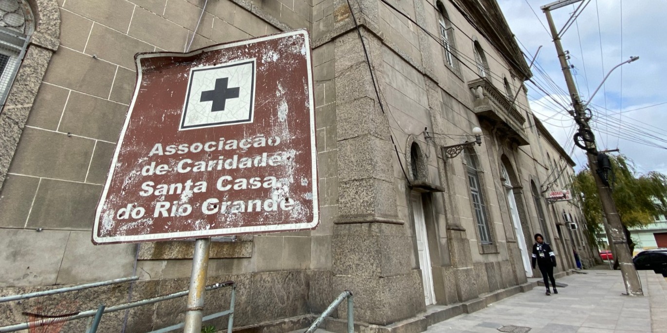 Santa Casa de Rio Grande busca soluções para os 175% de superlotação