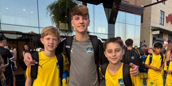 Atletas da escola do Pelotas fazem intercâmbio na Europa