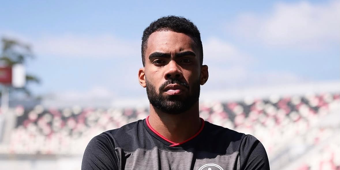 Pelotas encaminha acerto com centroavante Lucão